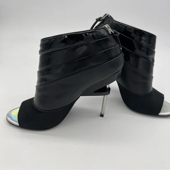 L.A.M.B.Black Patent Leather Open Toe Ankle Boots Silver Stiletto Heel Modern - Picture 3 of 13
